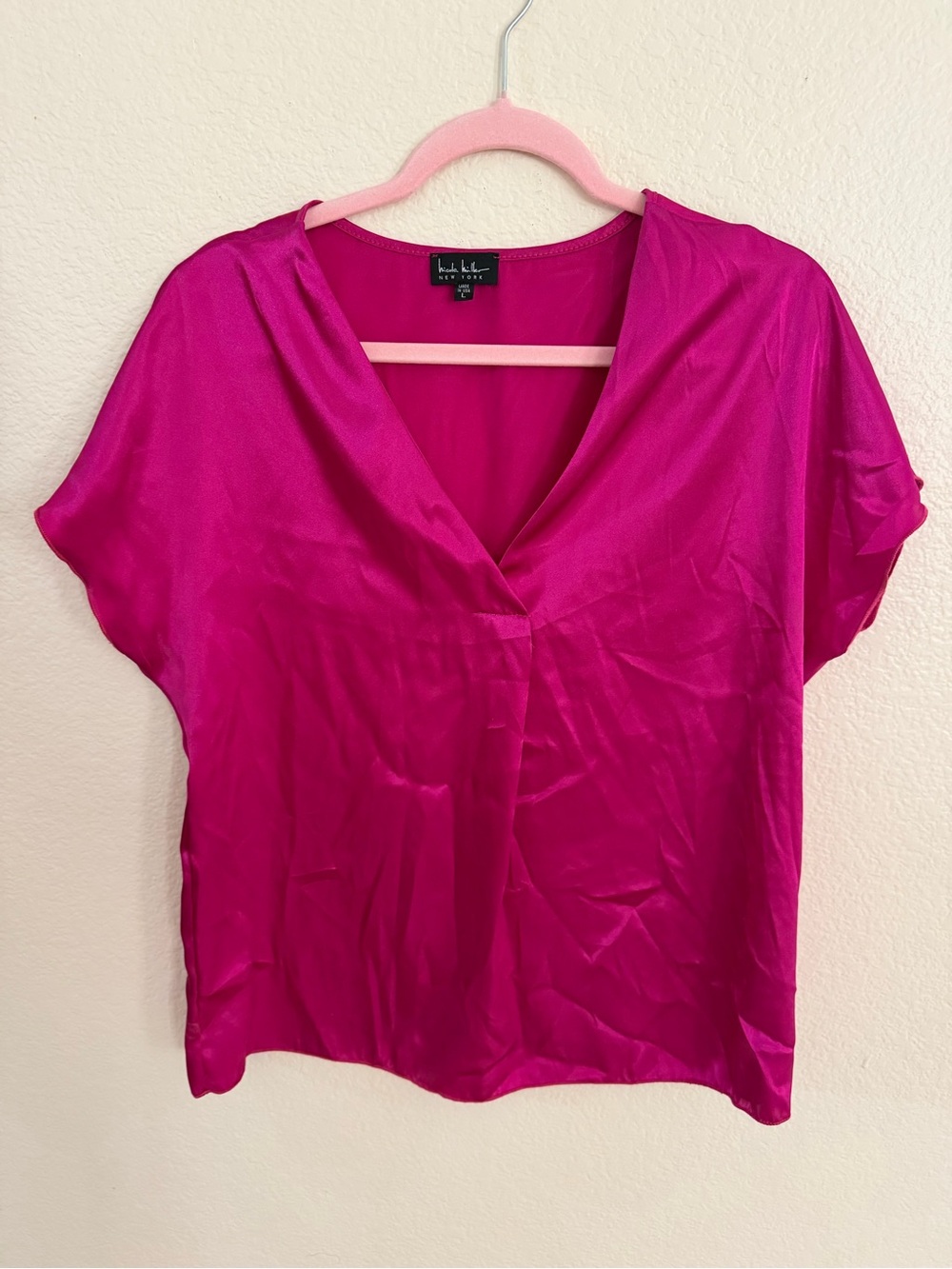 Nicole Miller Fuchsia Satin V-Neck Short Sleeve Blouse